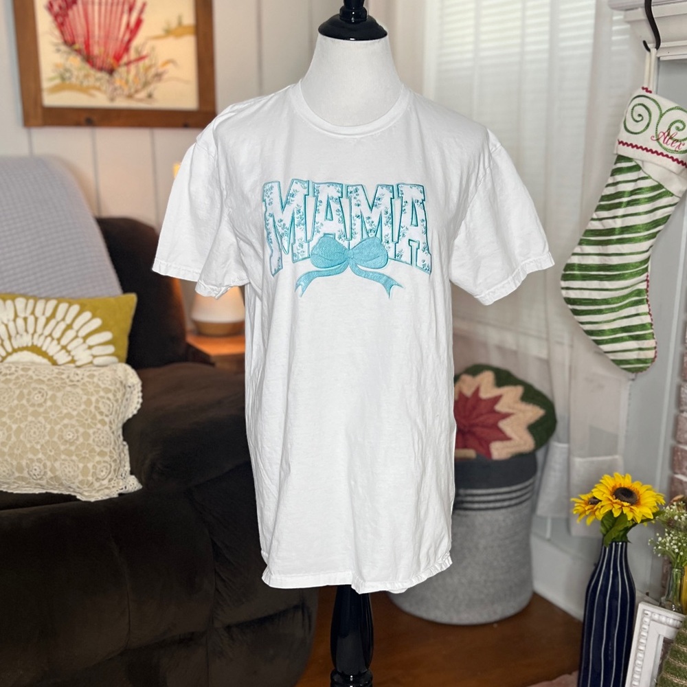 Gildan White Tee with Teal Graphic Mama